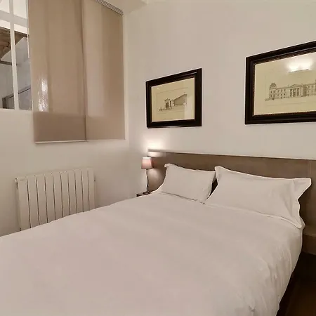 Апартаменты 6th - Saint Honore - 6 People Париж